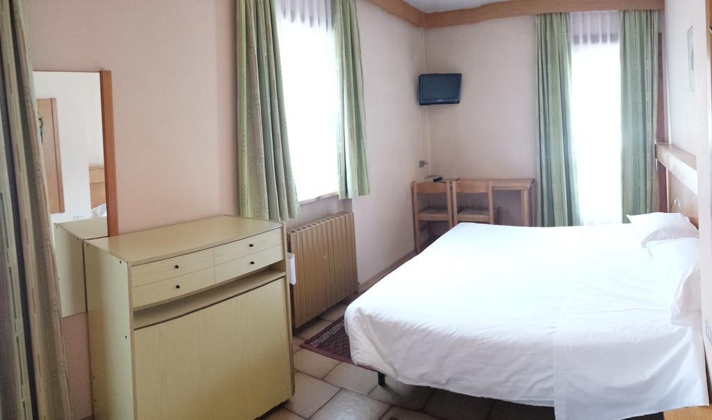 Hotel La Baita Livigno Pokoj fotografie