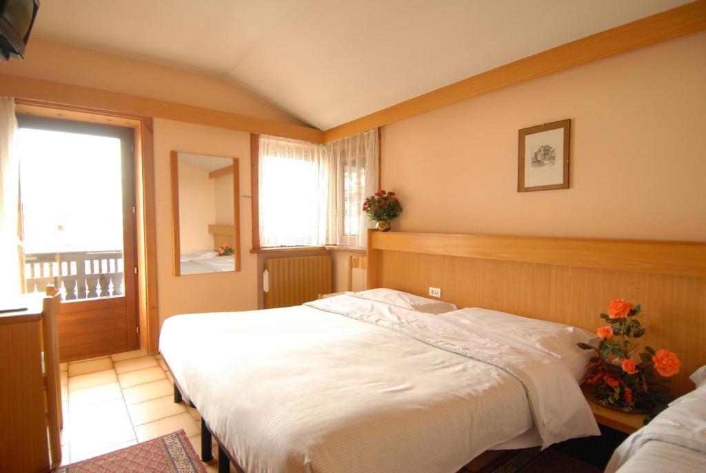 Hotel La Baita Livigno Pokoj fotografie
